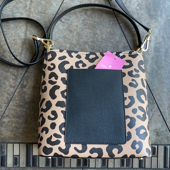 Kate Spade darcy graphic leopard small bucket - Picture 6 of 16